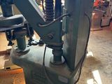 l'image d'une machine posée sur une palette
