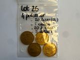 un sac de pièces d'or posé sur une table