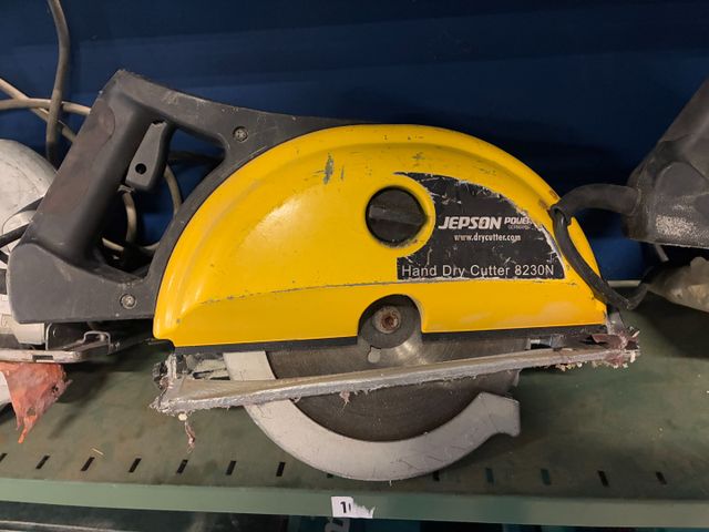 Scie circulaire JEPSON Hand Dry Cutter 8230N. Testée