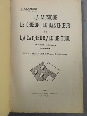 un vieux livre sur lequel est dessiné le visage d'un homme