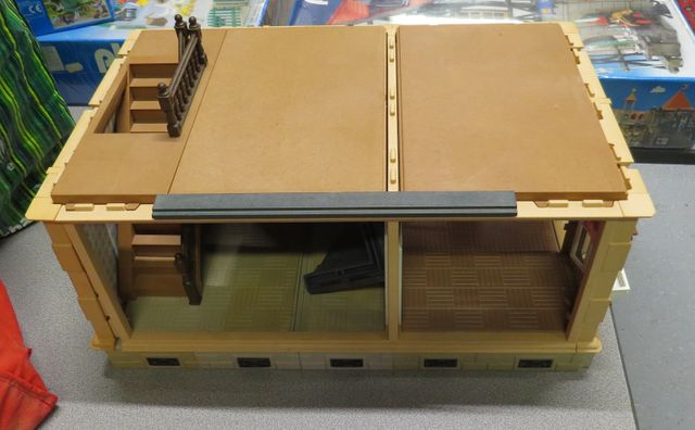 Maison belle époque PLAYMOBIL sans sa boîte contenant le rez-de-c...