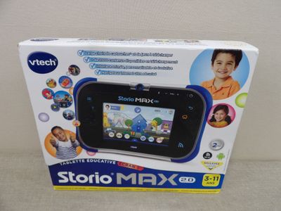 une boîte sur laquelle figure l'image d'une tablette pour enfant