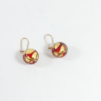 boucles d'oreilles en verre doré et rouge, ornées de feuilles d'or