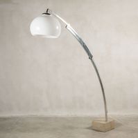 Lampadaire à un bras de lumière modulaire, le piètement en m… (photo 3)