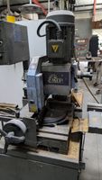1 établi en métal et bois avec étau (photo 5)