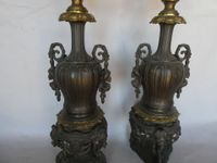Grande paire de lampes à pétrole, fûts, montures et socles e… (photo 4)