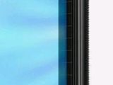 une image représentant un ventilateur sur pied noir d'où émane une lumière bleue