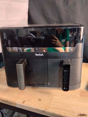 Air fryer Tefal dual easy fry La première photo est non cont…