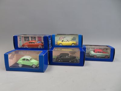 Editions Atlas, en voiture Tintin. Ensemble de 5 véhicules :
