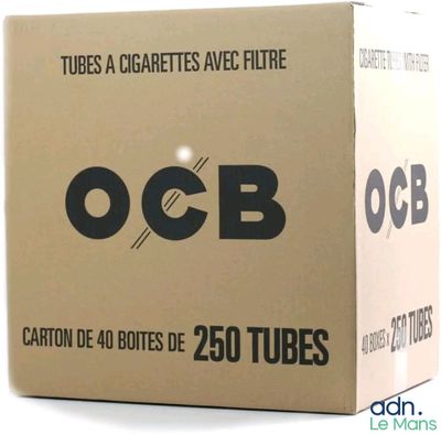 un paquet de cigarettes portant l'inscription « ocb »