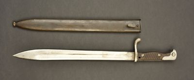 an image of a knife and a knife holder on a table