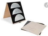 les trois phases de la lune dans une boîte noire