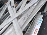 a pile of metal items that are sitting on the ground