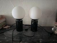 DEUX LAMPES à poser sur piètement façon marbre
