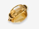 bague plaquée or ornée d'une fleur et de feuilles