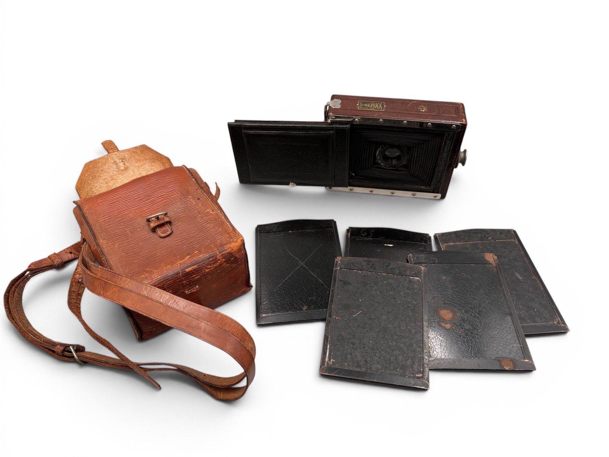 Objets d'art & Curiosités