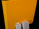 un classeur jaune muni de deux fiches