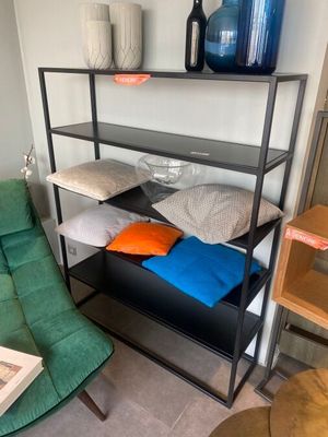 1 Etagère en métal noir à 4 niveaux 120x35x152 cm (modèle d'…