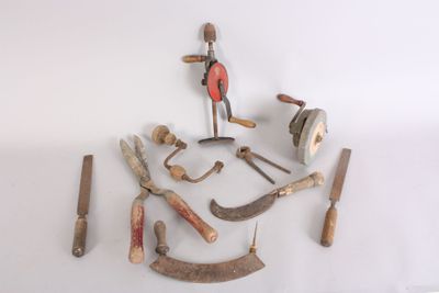 a lot of tools that are laying out on the table