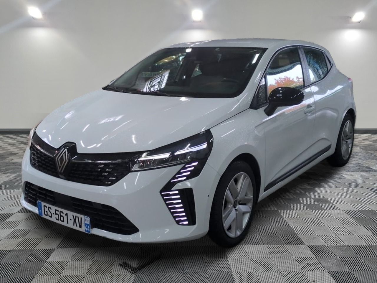 RENAULT - CLIO E-TECH FULL HYBRID 145 EVOLUTION - EH - Mise …