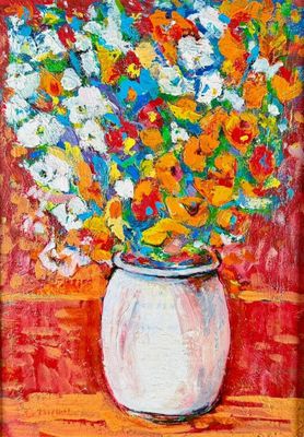 peinture représentant un vase de fleurs posé sur une table, sur fond rouge