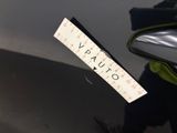 a sticker on the hood of a car that says vauto