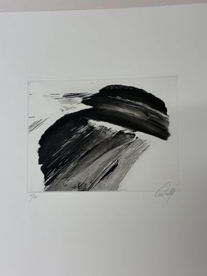 dessin en noir et blanc représentant le visage d'une femme coiffée d'un chapeau