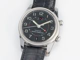 une photo d'une montre-bracelet avec un cadran noir et un bracelet en cuir noir
