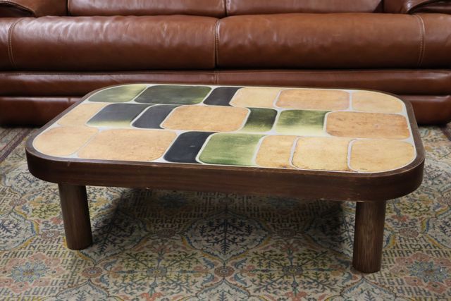 Roger CAPRON (1922-2006) -Table basse rectangulaire Modèle SHOGUN...
