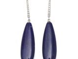 une paire de boucles d'oreilles en lapis-lazuli et diamants