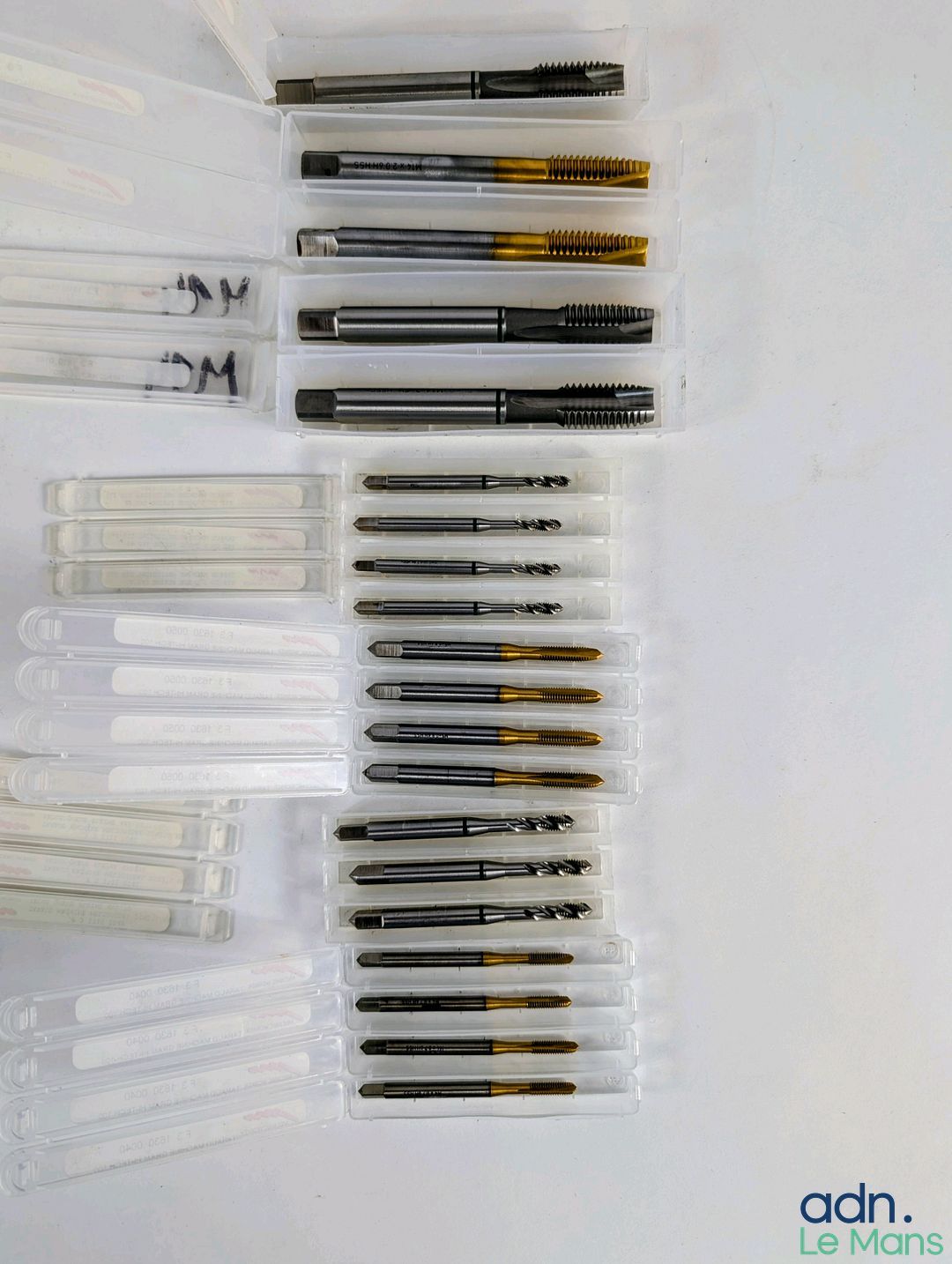 Lot de 20 tarauds machine. - Ce lot chez vous partout en Fra…