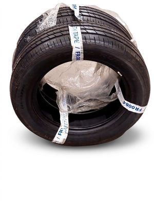 Lot de 2 - Ces pneus de dimensions 225/60ZR18 possèdent un r…