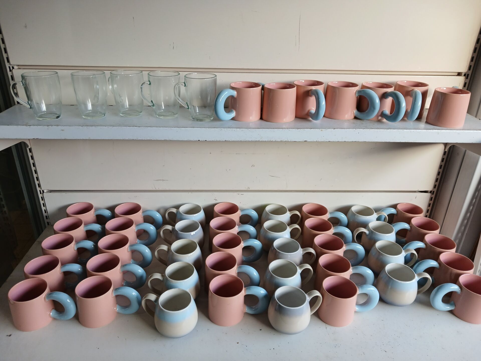 Lot de 50 mugs