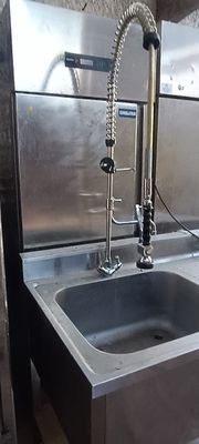 Congélateur FAGOR. FRAIS 22 %. VENDU SUR DESIGNATION A L'HOT…