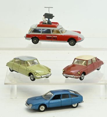 Franquin 24 Voitures en métal 1/43ème avec certificats