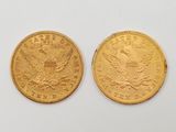 deux pièces d'or, dont l'une représente un grand aigle et l'autre un aigle plus petit