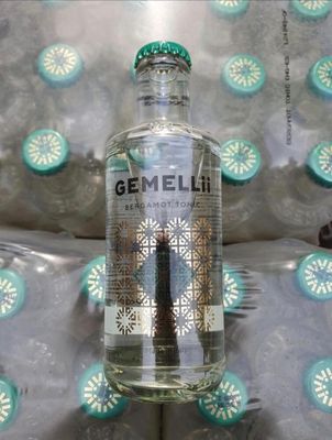 Lot de 96 bouteilles en verre de tonic à la bergamote DDM 01…