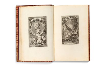 un livre ouvert sur lequel figure le dessin d'une femme et d'un homme
