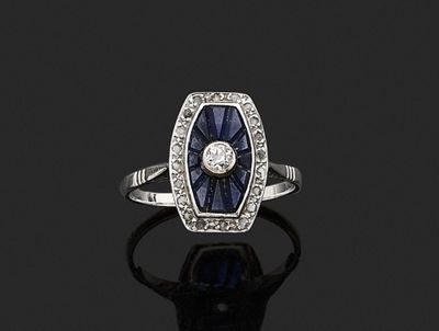 bague art déco en saphir et diamant