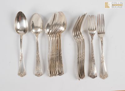 Ensemble de sept fourchettes et neuf cuillères en argent 1er… - Photo 1