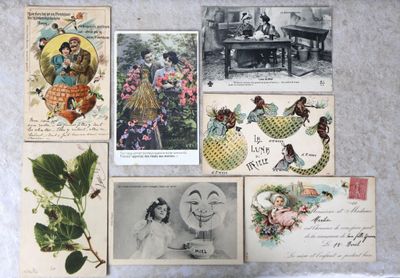 de nombreuses cartes postales anciennes sur lesquelles figurent des personnes