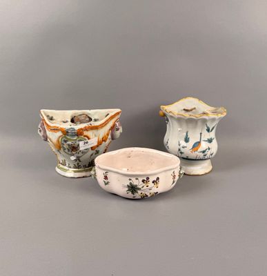 Ensemble de faïence Méridionales XVIIIème siècle.