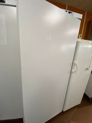 VENTE SUR DESIGNATION - LOT 22 - Une armoire réfrigérée  positive 600 
