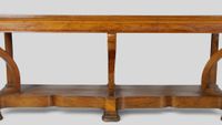 Grande console en bois de placage. (photo 3)
