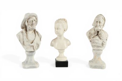 ECOLE FRANCAISE du XIXème. paire de petits bustes en plâtre …