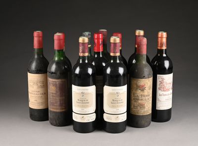 six bouteilles de vin sont alignées dans une rangée