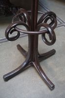porte-manteau vintage sur pied de style THONET (photo 3)