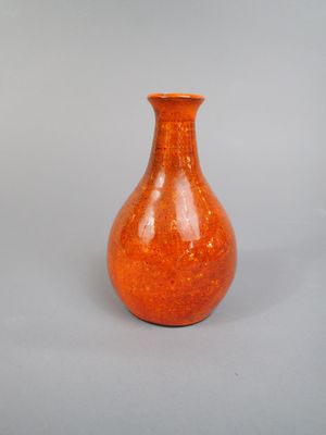 SC CANNES. Vase en céramique de forme balustre émaillée oran… - Photo 1