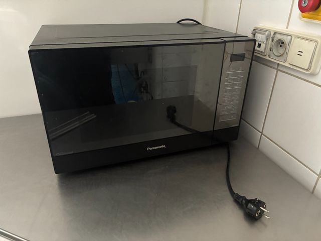 Four micro-onde Panasonic