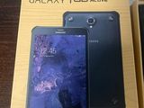 packaging of a samsung galaxy tab active phone sitting on a table